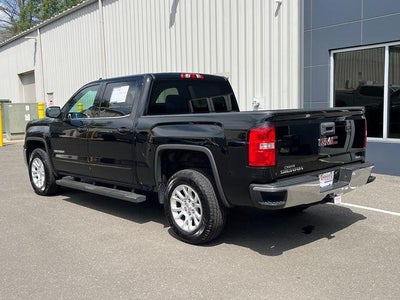 2016 GMC Sierra 1500 Crew Cab Short Box 4-Wheel Drive SLE