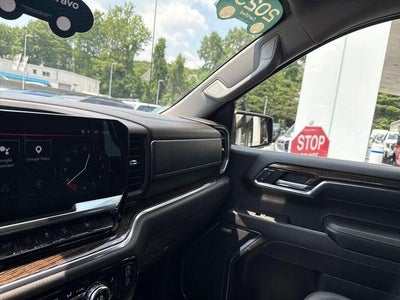 2023 GMC Sierra 1500 Crew Cab Short Box 4-Wheel Drive Elevation 3SB
