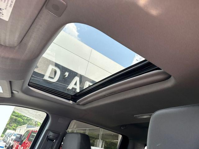 2023 GMC Sierra 1500 Crew Cab Short Box 4-Wheel Drive Elevation 3SB
