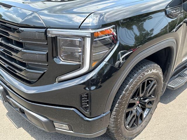 2023 GMC Sierra 1500 Crew Cab Short Box 4-Wheel Drive Elevation 3SB