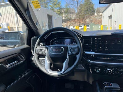 2023 GMC Sierra 1500 Crew Cab Short Box 4-Wheel Drive SLT