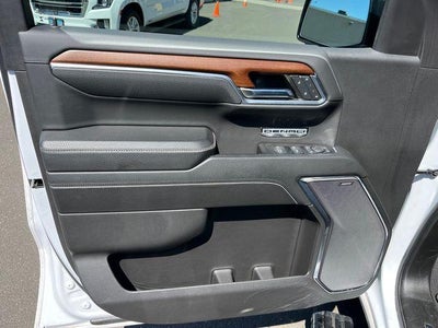 2023 GMC Sierra 1500 Crew Cab Short Box 4-Wheel Drive Denali