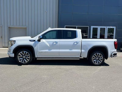 2023 GMC Sierra 1500 Crew Cab Short Box 4-Wheel Drive Denali