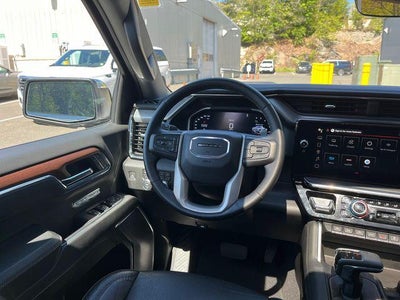 2023 GMC Sierra 1500 Crew Cab Short Box 4-Wheel Drive Denali