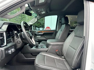 2023 GMC Sierra 1500 Crew Cab Short Box 4-Wheel Drive Denali