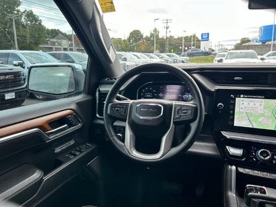 2023 GMC Sierra 1500 Crew Cab Short Box 4-Wheel Drive Denali