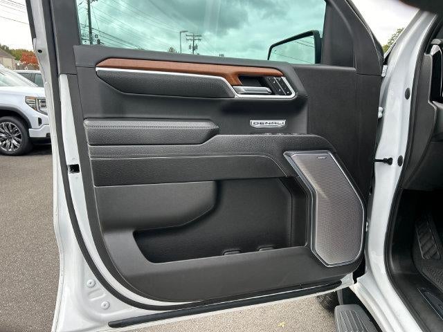 2023 GMC Sierra 1500 Crew Cab Short Box 4-Wheel Drive Denali