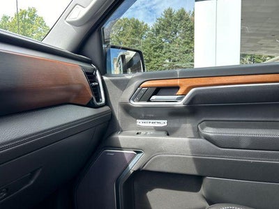 2022 GMC Sierra 1500 Crew Cab Short Box 4-Wheel Drive Denali