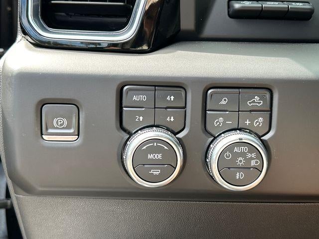 2022 GMC Sierra 1500 Crew Cab Short Box 4-Wheel Drive Denali