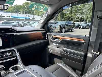 2022 GMC Sierra 1500 Crew Cab Short Box 4-Wheel Drive Denali