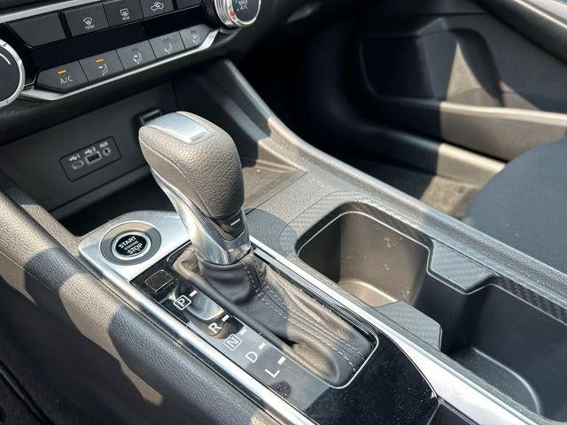 2023 Nissan Sentra SV CVT