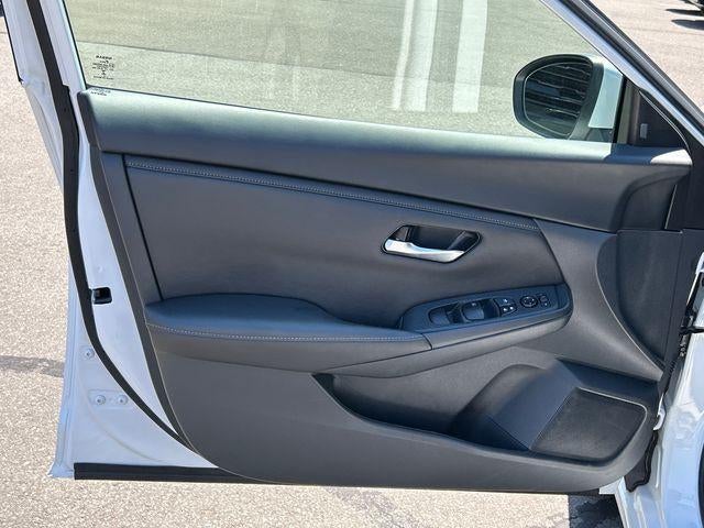 2023 Nissan Sentra SV CVT