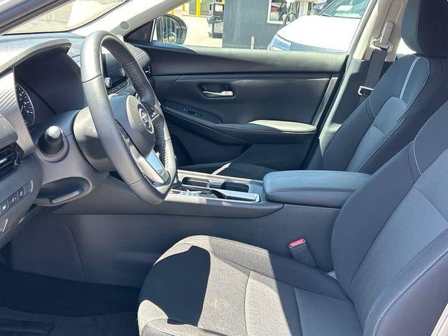 2023 Nissan Sentra SV CVT