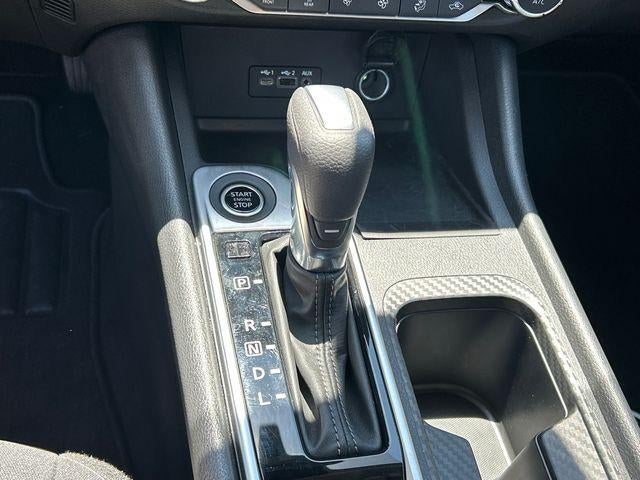 2023 Nissan Sentra SV CVT