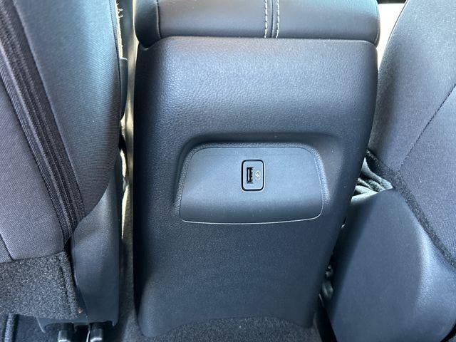 2023 Nissan Sentra SV CVT