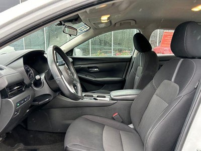 2023 Nissan Sentra SV CVT