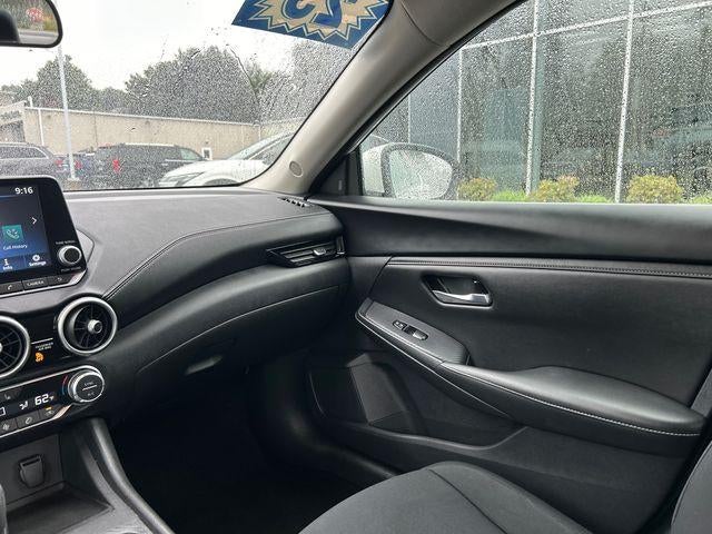 2023 Nissan Sentra SV CVT