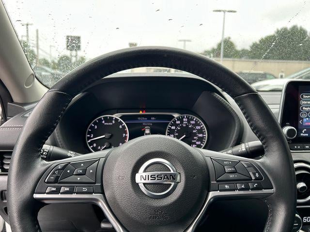 2023 Nissan Sentra SV CVT