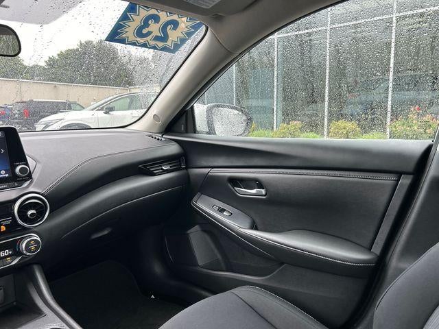 2023 Nissan Sentra SV CVT