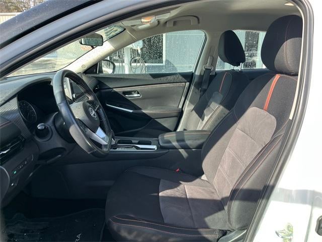 2024 Nissan Sentra SR CVT