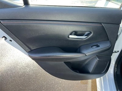 2024 Nissan Sentra SR CVT