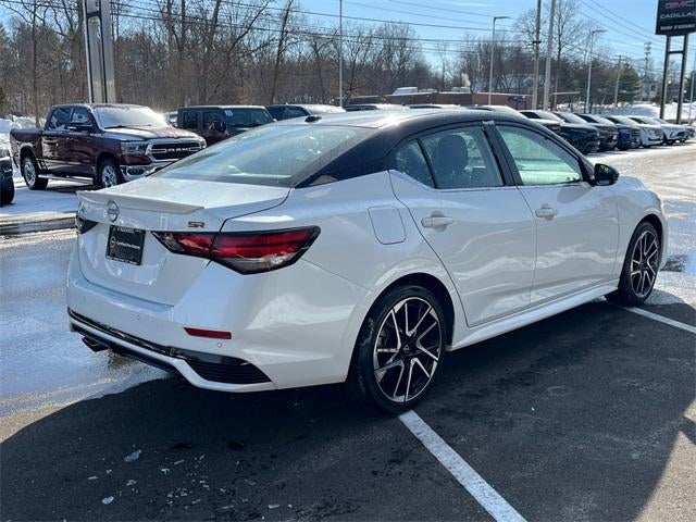 2024 Nissan Sentra SR CVT