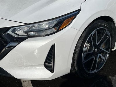 2024 Nissan Sentra SR CVT