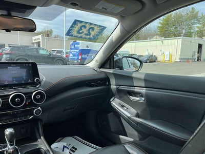 2023 Nissan Sentra SR CVT