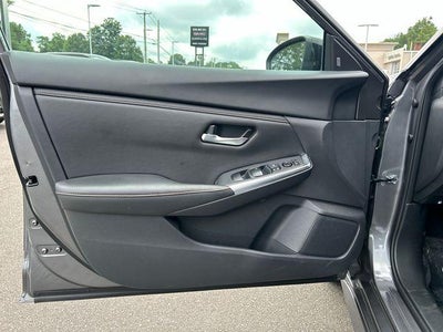 2023 Nissan Sentra SR CVT
