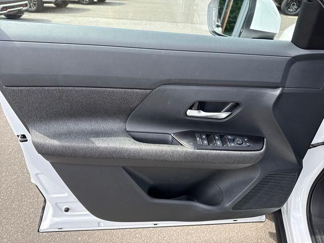 2025 Nissan Kicks SV AWD