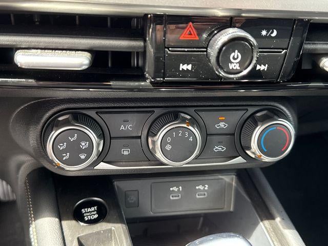 2025 Nissan Kicks SV AWD