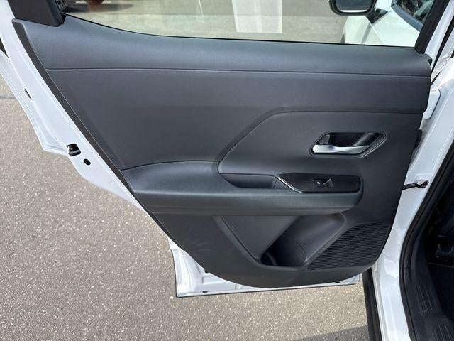 2025 Nissan Kicks SV AWD
