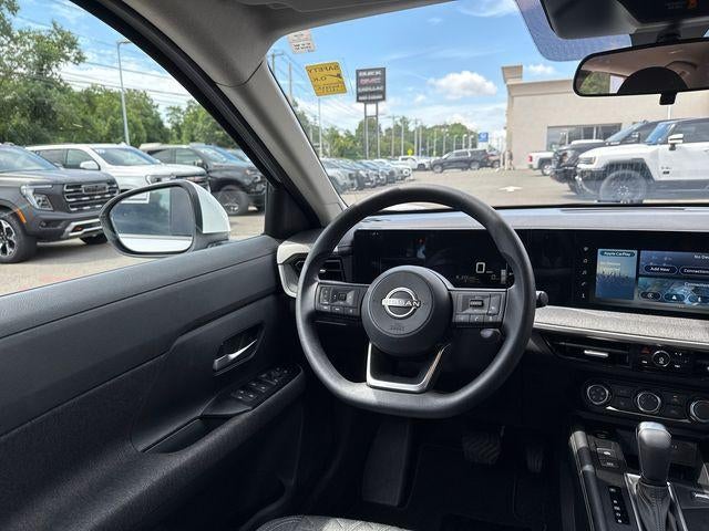 2025 Nissan Kicks SV AWD
