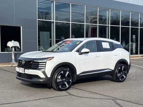 2025 Nissan Kicks SR FWD