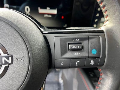 2025 Nissan Kicks SR FWD