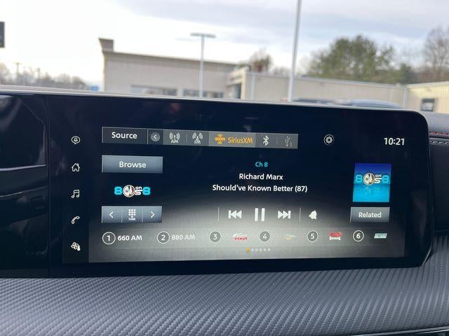 2025 Nissan Kicks SR FWD