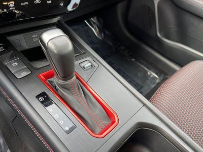 2025 Nissan Kicks SR FWD