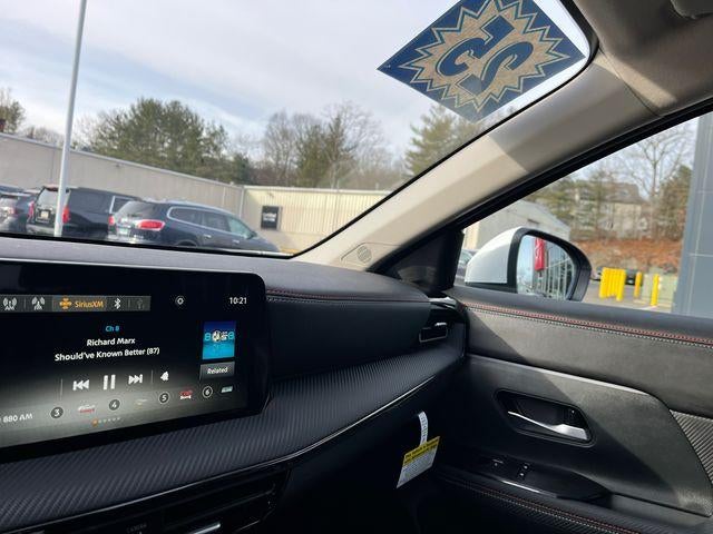 2025 Nissan Kicks SR FWD