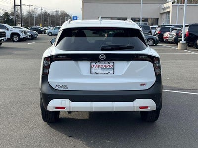 2025 Nissan Kicks SR FWD