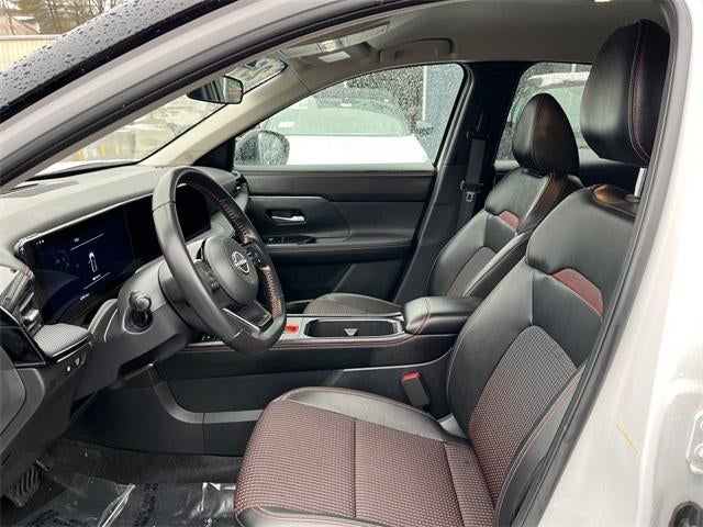 2025 Nissan Kicks SR FWD