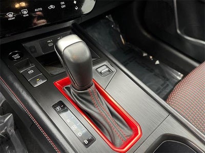 2025 Nissan Kicks SR FWD