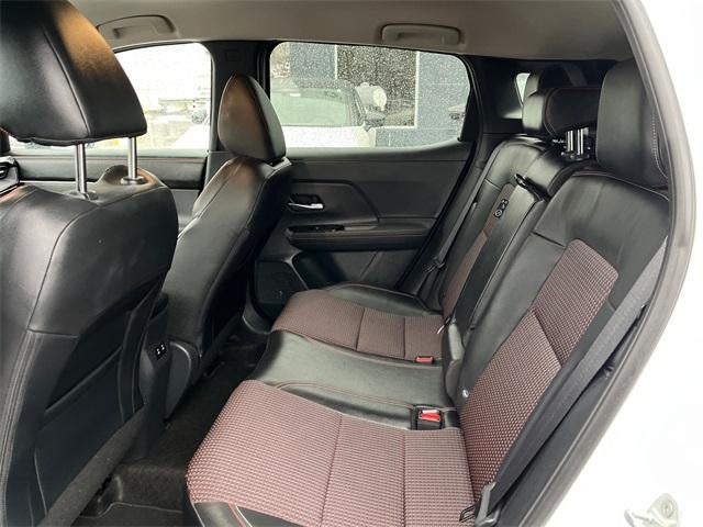 2025 Nissan Kicks SR FWD