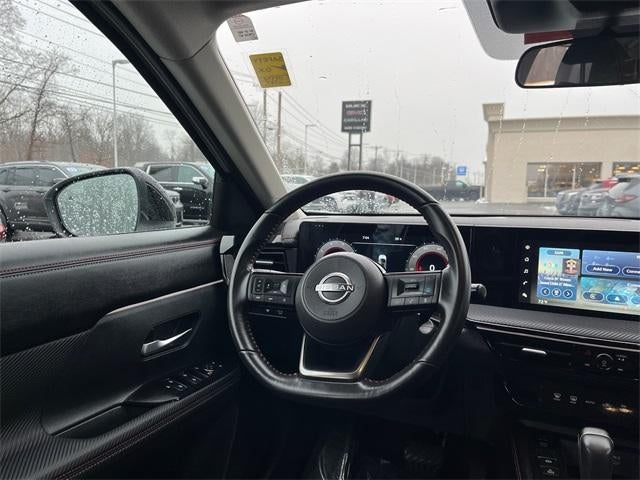 2025 Nissan Kicks SR FWD