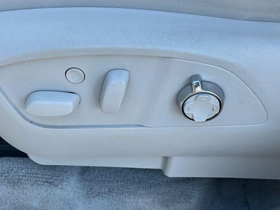 2025 Buick Enclave 4dr Avenir