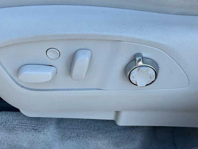 2025 Buick Enclave 4dr Avenir