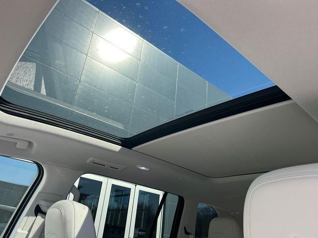 2025 Buick Enclave 4dr Avenir