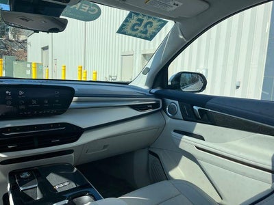 2025 Buick Enclave 4dr Avenir