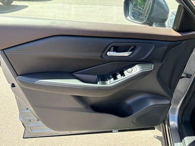 2023 Nissan Rogue AWD SV