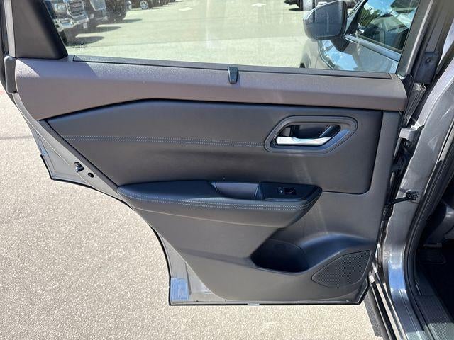 2023 Nissan Rogue AWD SV