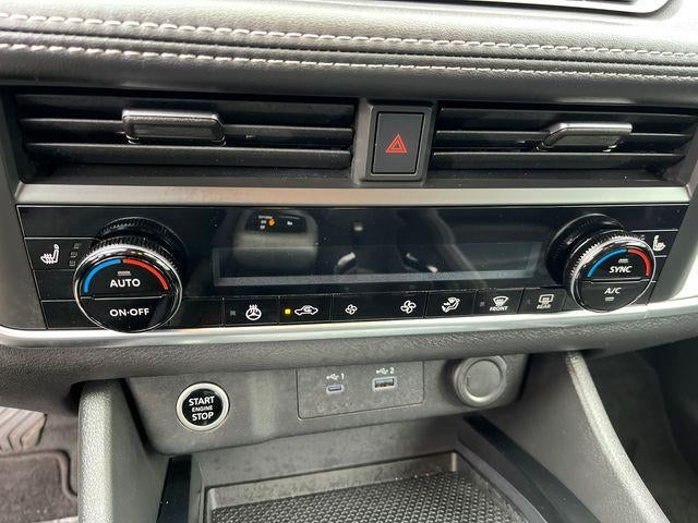 2023 Nissan Rogue AWD SV